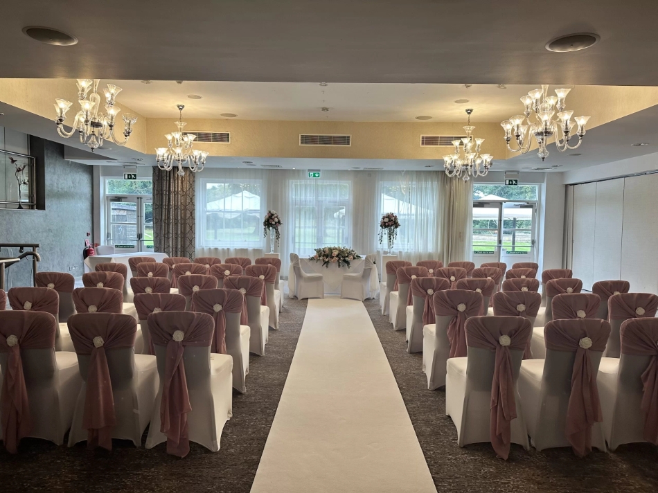 Gallery image 4: the-pinewood-hotel