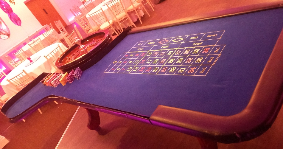 Image 1: UK Fun Casino Hire