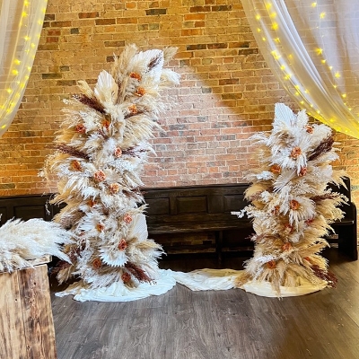 Wedding News: Venue styling inspiration with Boho Backdrops & Bouquets