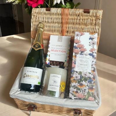 Wedding News: A luxurious hamper with an added personal touch