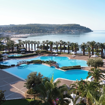 Honeymoon News: Sani Resort in Greece has won an award