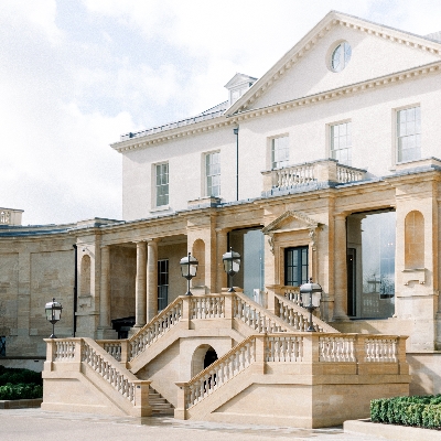 Celebrate your love in a local Bridgerton-inspired wedding setting