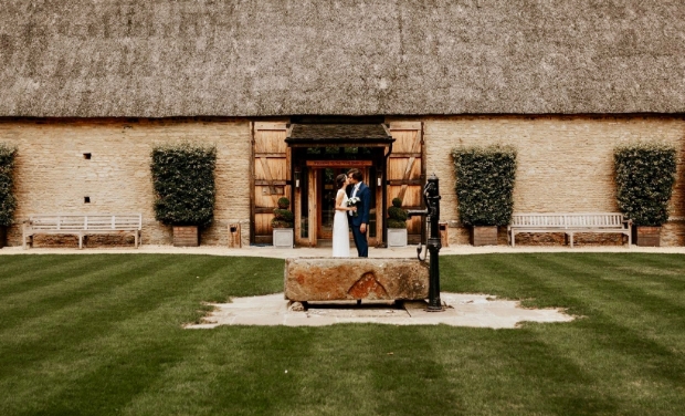 Oxfordshire barn venue opens doors for prospective wedding couples: Image 1