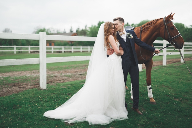 And they're off! Plan your perfect equestrian wedding with the help of Berkshire's Newbury Racecourse: Image 1