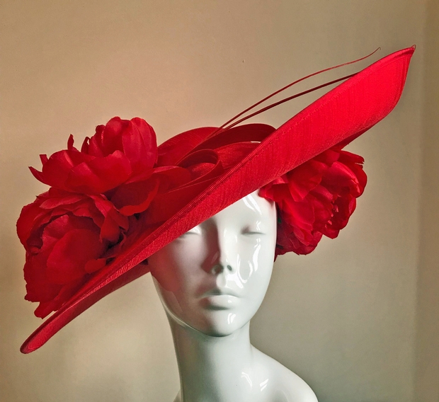 Fabulous wedding creations from Oxon milliner: Image 1