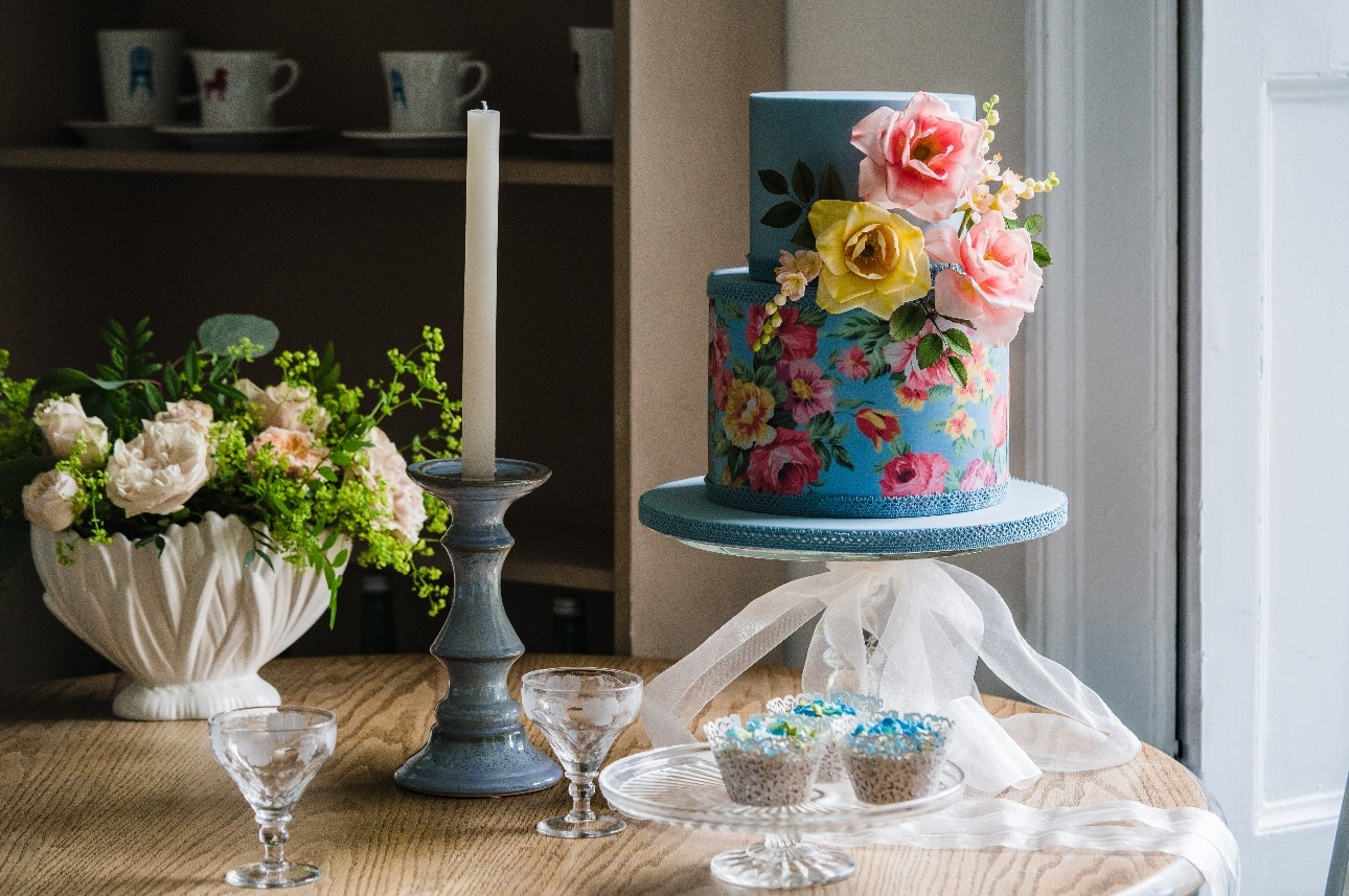 Lorna Sansom from Sweet Marguerite Cakes in Aylesbury unveils new bakes ideal for summer weddings