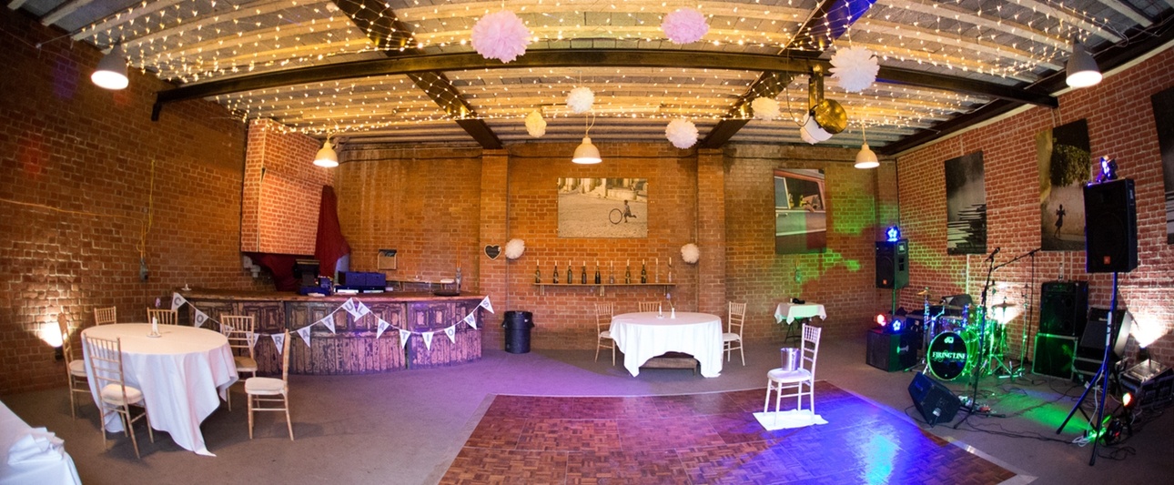 The Cherwell Boathouse in Oxford have summer availability