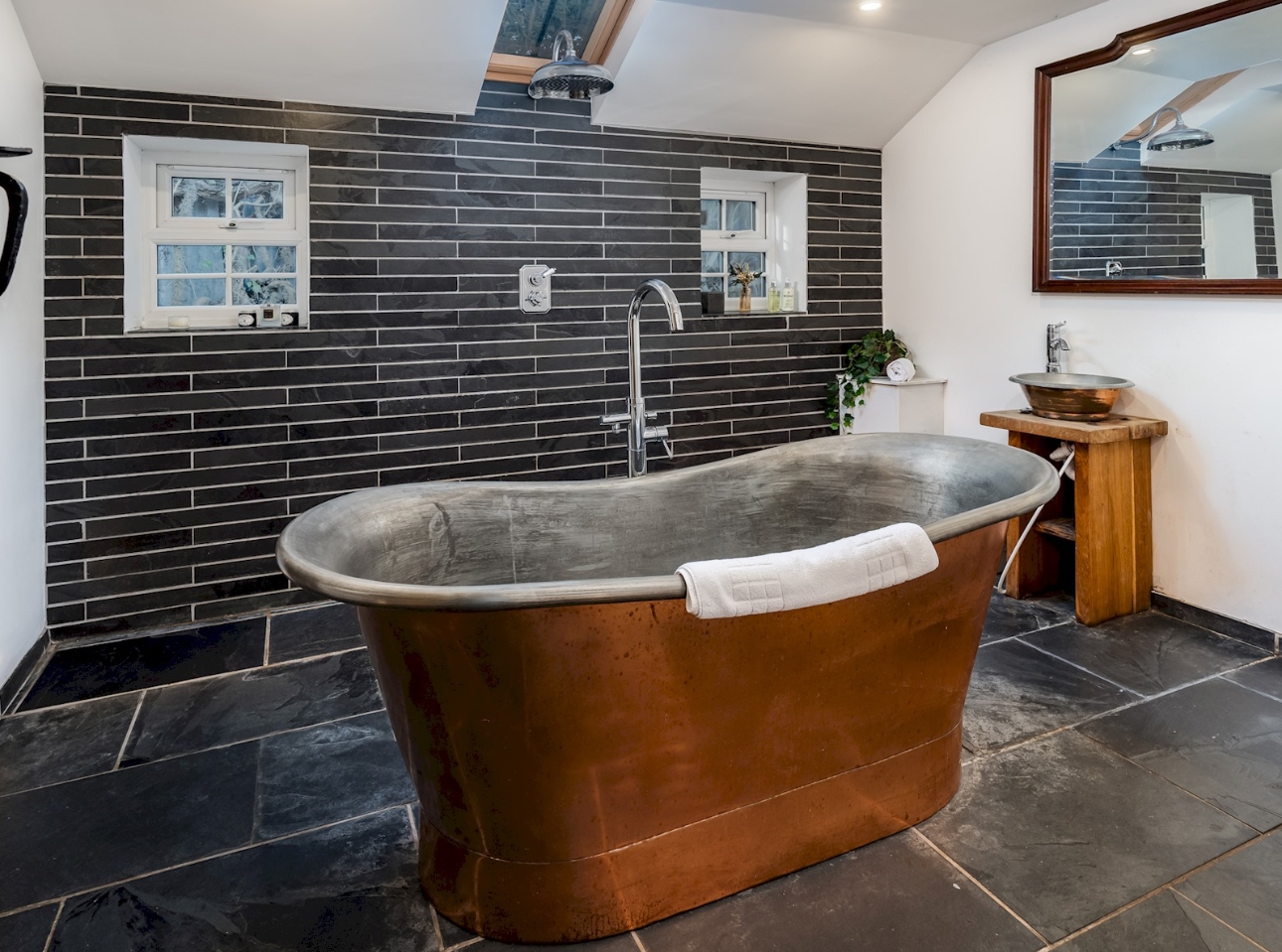 Eynsham pet-friendly cottage in West Oxfordshire