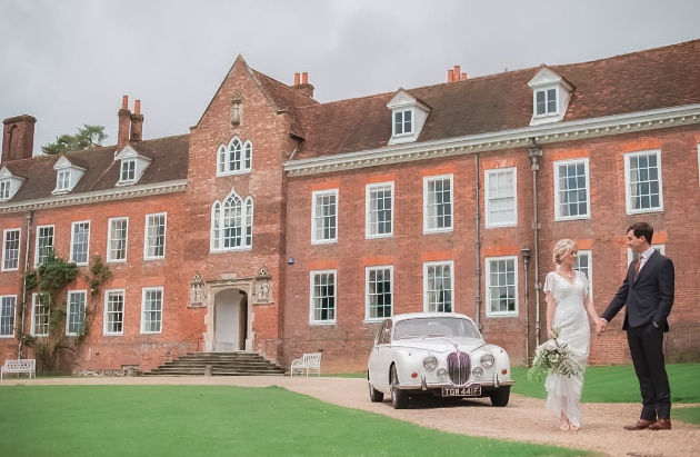 Wedding couple outside Stonor Park in Henley-on-Thames